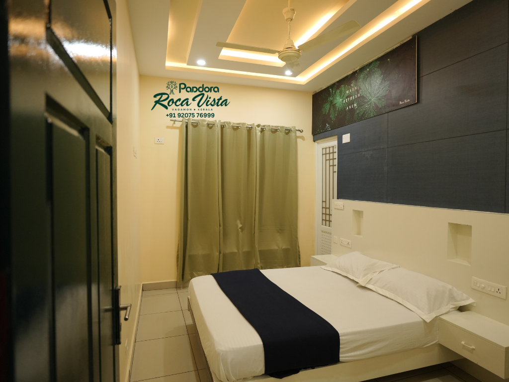 Bedroom interior at Roca Vista
